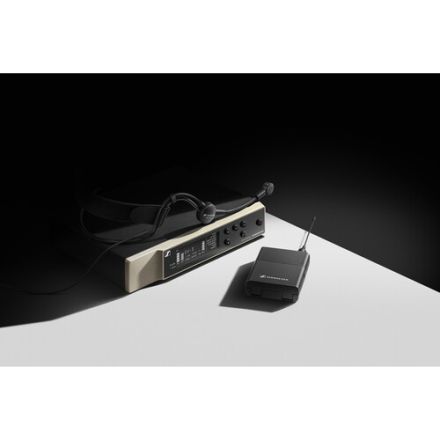 SENNHEISER EW-D ME3 SET (R1-6) DIGITAL WIRELESS CARDIOID HEADSET MICROPHONE SYSTEM