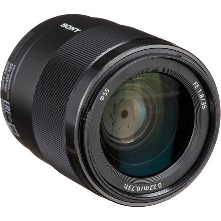 SONY SEL35F18F FE 35MM F/1.8 FULL-FRAME FORMAT LENS