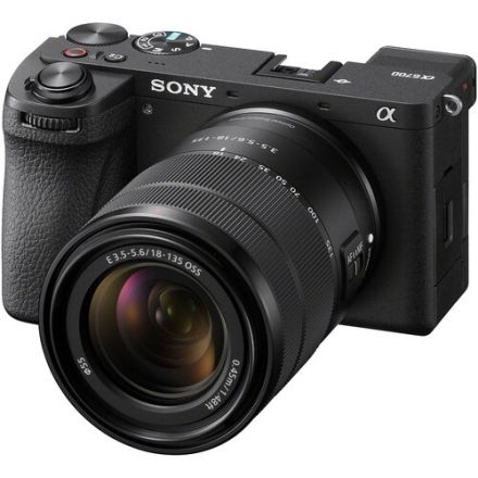 SONY ILCE-6700MBQAF1 ALPHA 6700 MIRRORLESS DIGITAL CAMERA WITH 18-135MM LENS