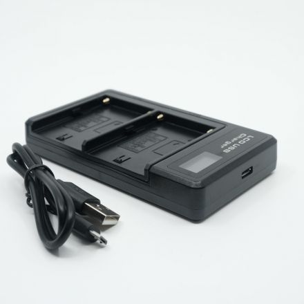 XINRU USB TYPE DUAL CHARGER WITH LCD FOR NP-F970 بطاريات ومزودات طاقة