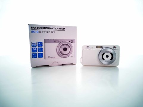 MINI DV C12-WHT HIGH  DEFINITION DIGITAL CAMERA